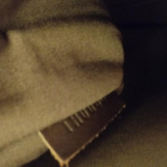 Louis Vuitton Baguette - Picture 7 of 10